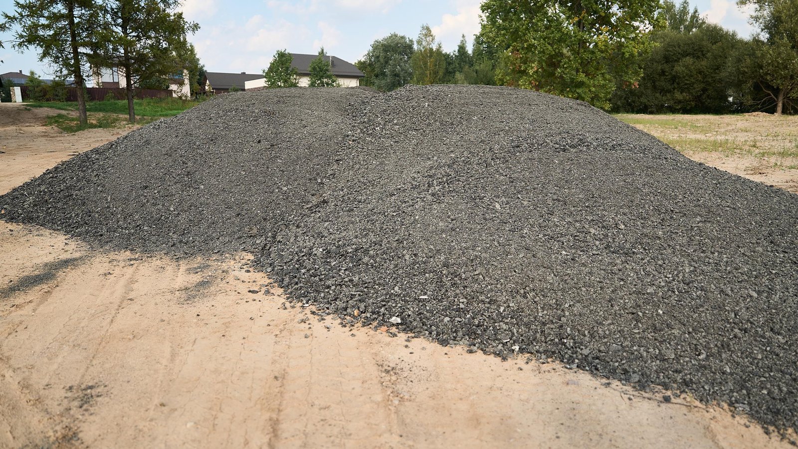 Frezuto asfalto pardavimas Vilniuje